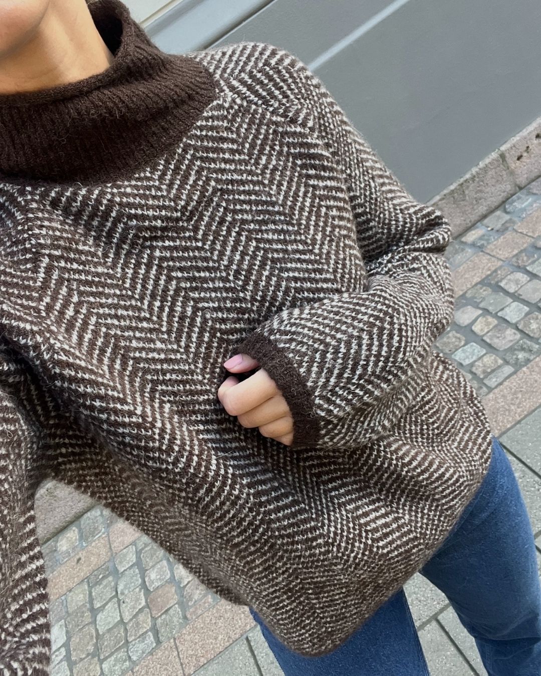 VILORY Pullover - Coffee Bean